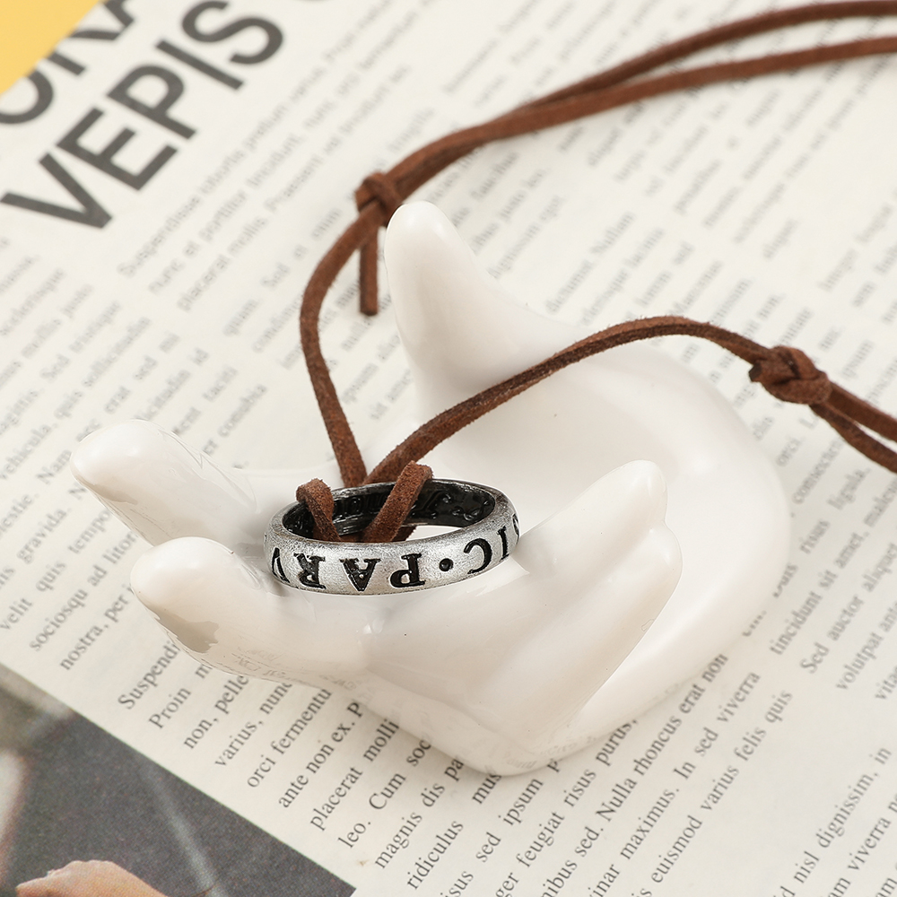 Game Anime Leather Chain Ring  - Vintage Tech Accessories บทวิจารณ์และราคา
