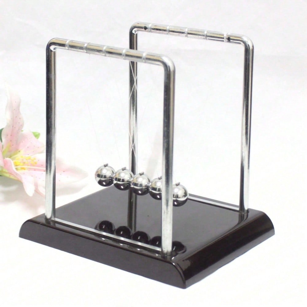 Black Metal Newton's Cradle Ba - Tech Accessories For Office Desk บทวิจารณ์และราคา