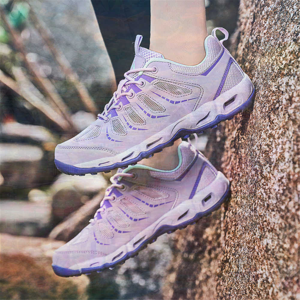 Sumer Round Tip Silver Sneaker - Tech Girl Accessories บทวิจารณ์และราคา